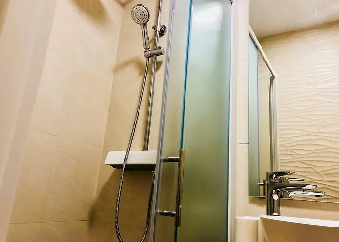 The L Place By Right Place * Split